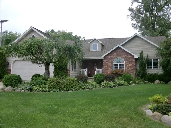 296 E Girard Rd, Union City, MI 49036