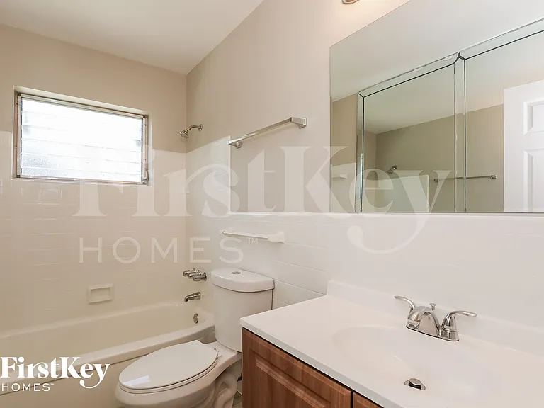 6487 SW 26th St — Photo 10
