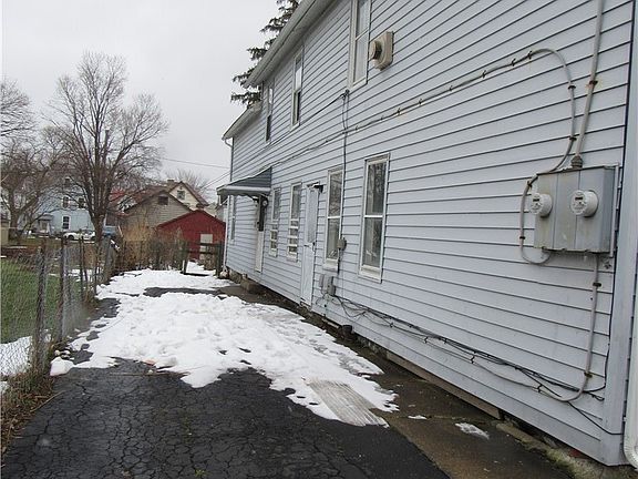 4th image of 428 Washington Ave #2