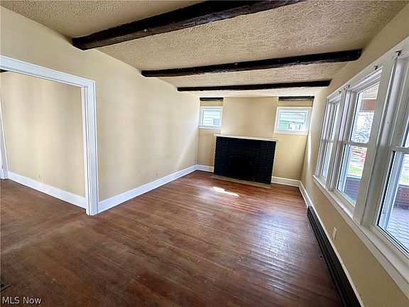 5th image of 615 Wellman Ave SW