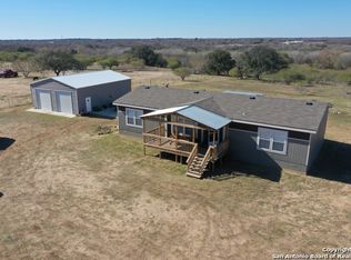 1167 County Road 772, Natalia, TX 78059