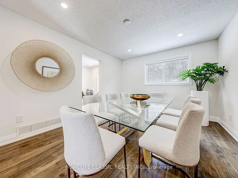 56 Gray Cres #MAIN 2ND FLOOR — Photo 12
