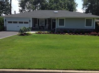 3 Harvard Dr, Woodbury, NY 11797