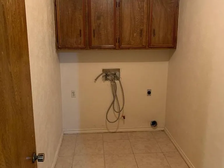 904 Bluebird Dr — Photo 15