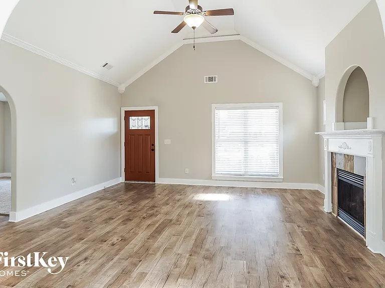 236 Stonecreek Pl — Photo 4