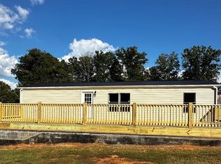 2221 Cox Rd, Ridgeway, VA 24148