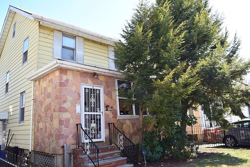 1st image of 80 Warwick St