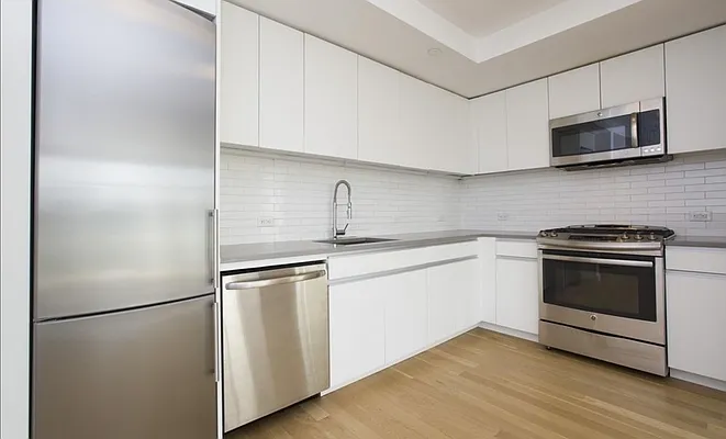 Rented by REAL New York | media 22