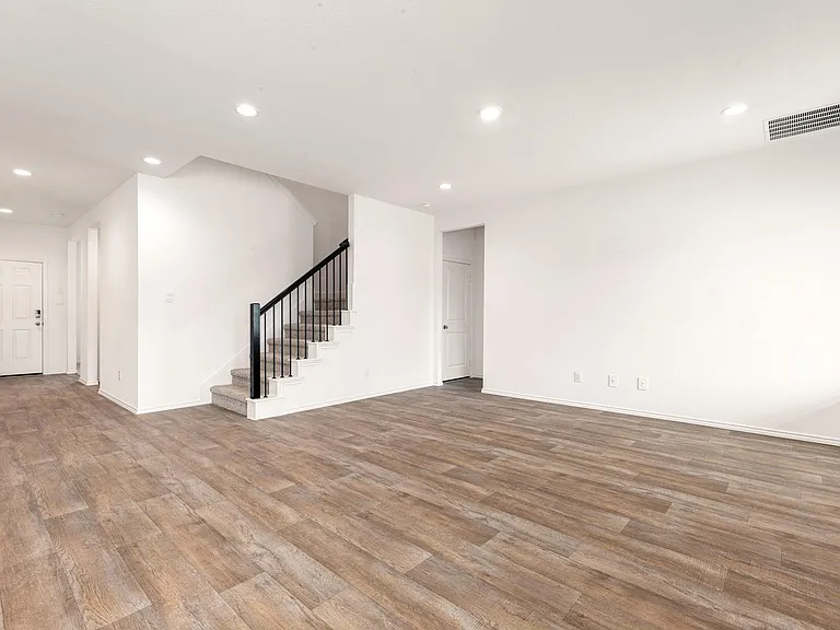 3023 Sycamore Run Ln — Photo 7