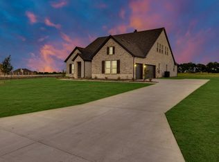 485 Brown Rd, Leonard, TX 75424