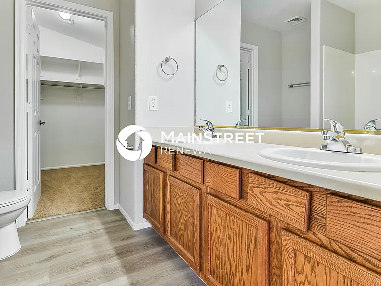Main Bathroom