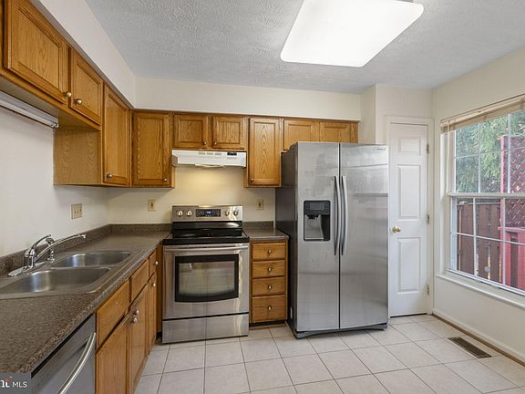 3rd image of 18600 Sunhaven Ct