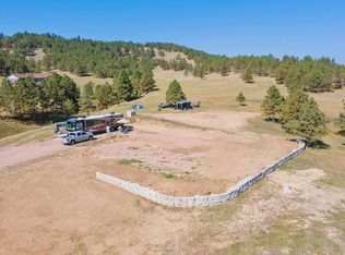 25490 Eagles Nest Dr, Fairburn, SD 57738