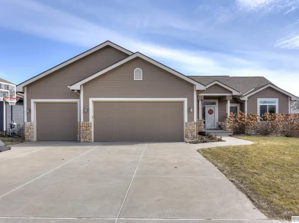 8115 S 154th Ave, Omaha, NE 68138