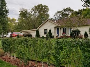 625 Ramona Ave, Elgin, IL 60120