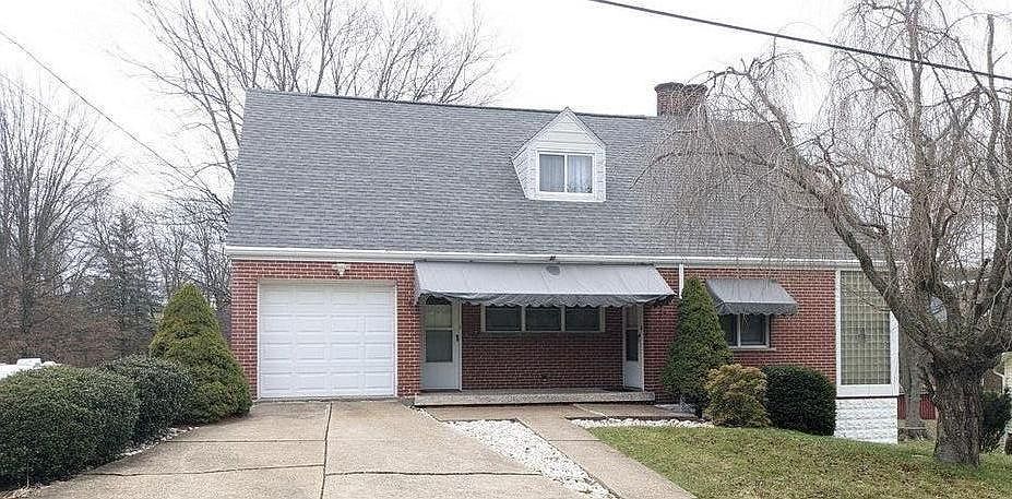 1st image of 6 Yale St #2