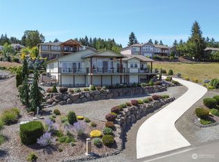 611 Solana Pkwy, Sequim, WA 98382