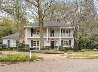 4108 Woodsbury Ct, Mobile, AL 36609