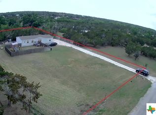 203 W Lakeshore Dr, Dripping Springs, TX 78620
