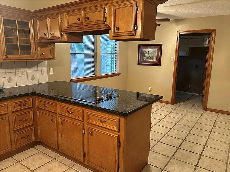 14707 Treborway Dr — Photo 12