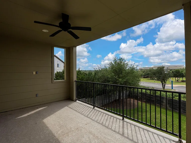 5315 La Crosse Ln #8 — Photo 24