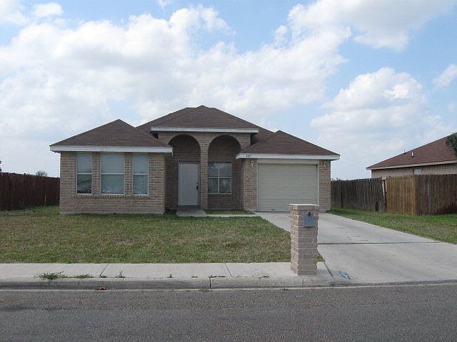 1st image of 427 Dulce Dr