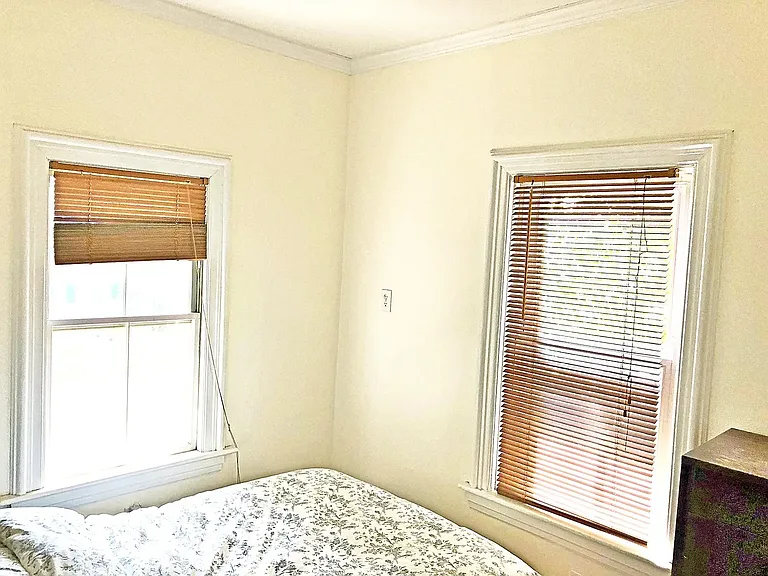 67 Perry St #6 — Photo 12
