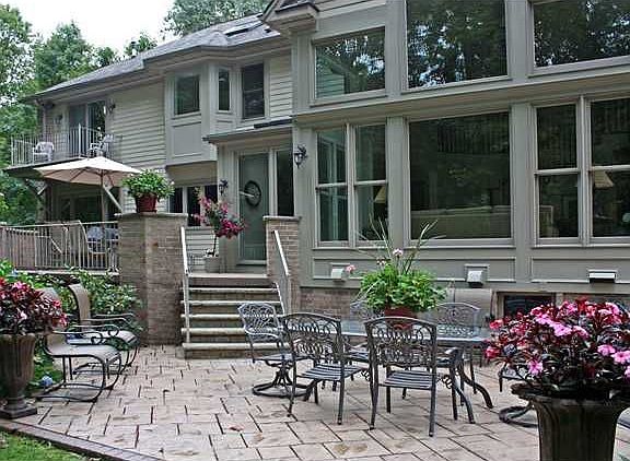 3rd image of 27 Whisperwood Dr