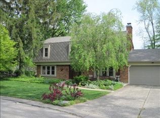 27 Cameron Cir, Dayton, OH 45459