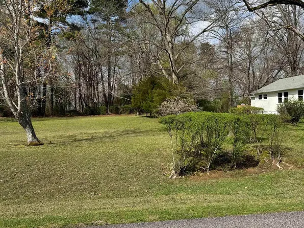 626 Kennedy Rd, Gardendale, AL 35071