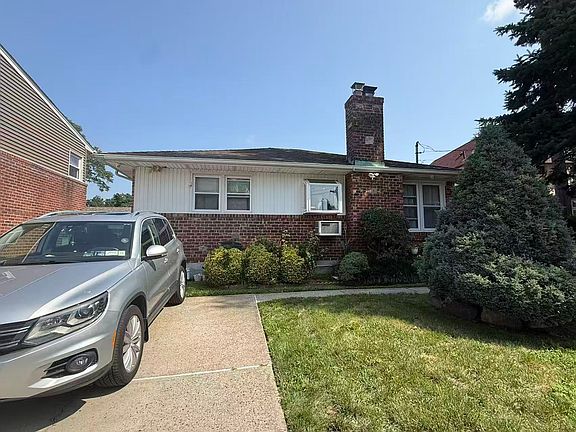 2nd image of 8692 Marengo St