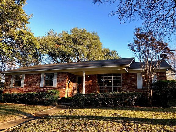 4th image of 8840 Sweetwater Dr