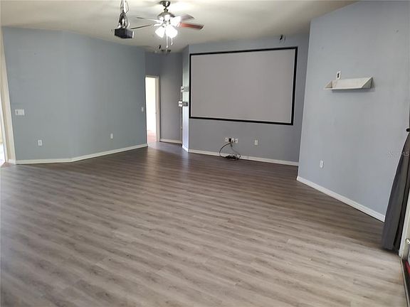 3rd image of 3114 NE 24TH PLACE