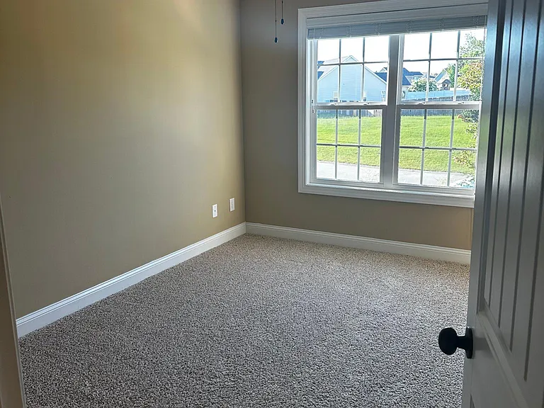 292 Wynngate Dr — Photo 21