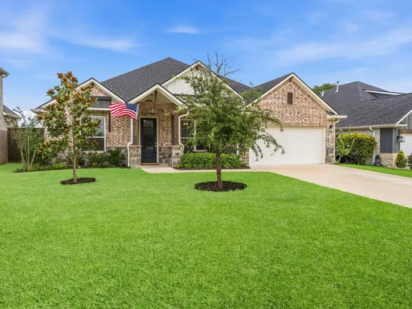 1935 Cottonwood Terrace Ct, College Station, TX 77845