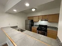 1 bed, 1.0 bath, 730 sqft, $1,359 — Photo 4