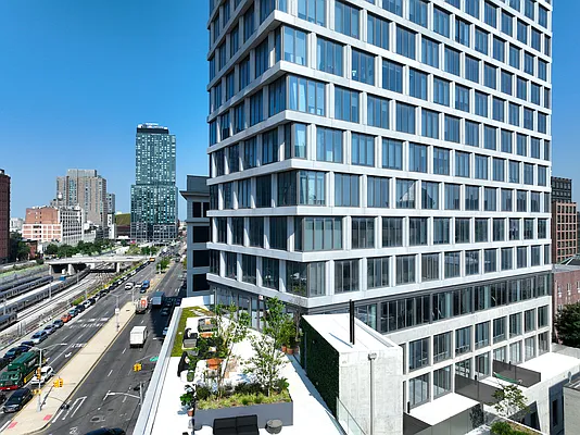 Rented by Triumph Property Group | media 10