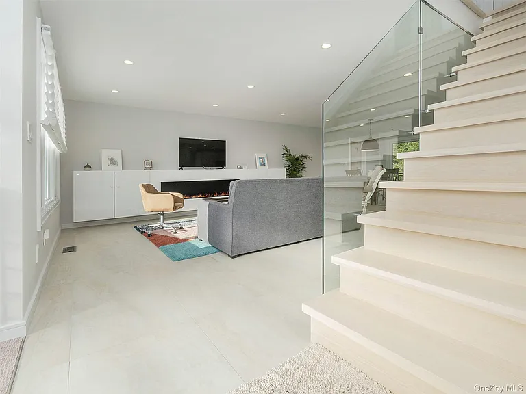 27 Pine St — Photo 6