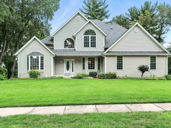 801 Foret Mansur, Carbon Cliff, IL 61239