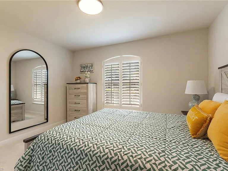 1526 Vintage Ln — Photo 21