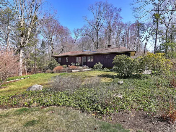 789 Donna Drive, Orange, CT 06477