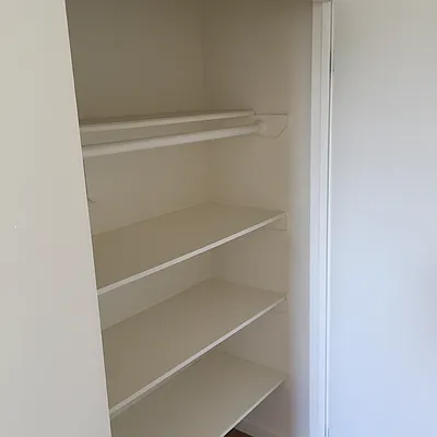 Rented by Precise Management Inc | media 37