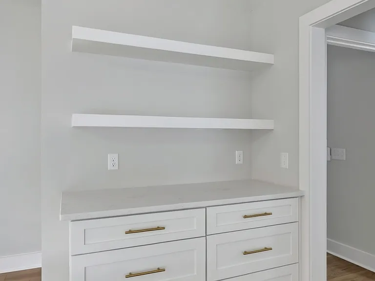 344 S Walnut Ave — Photo 12
