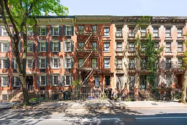 243 East 31st Street in Kips Bay