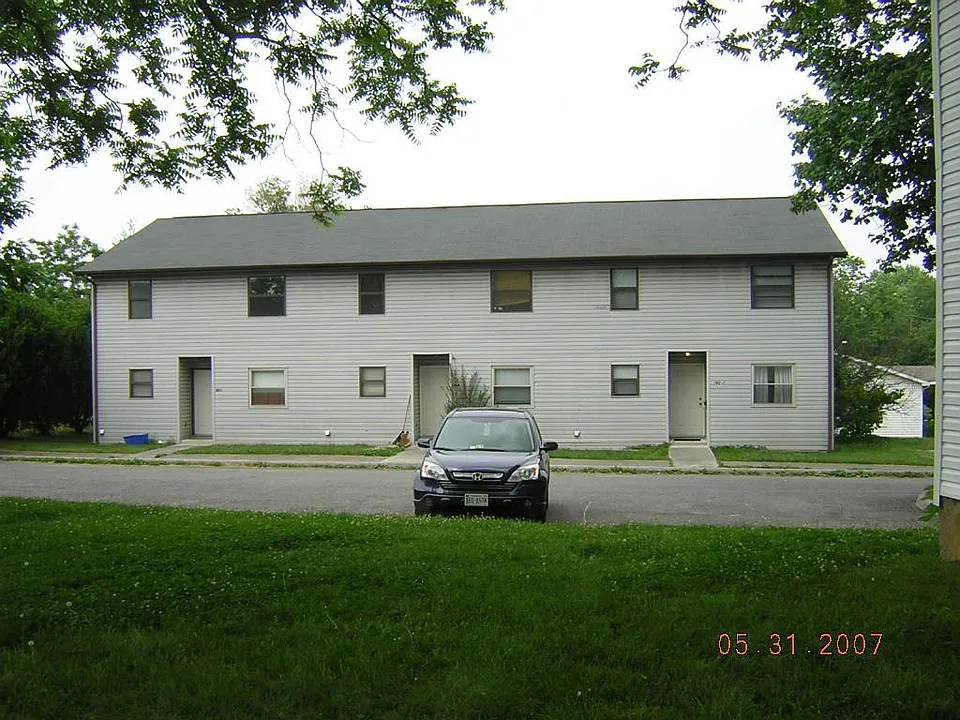 703 Montgomery St
