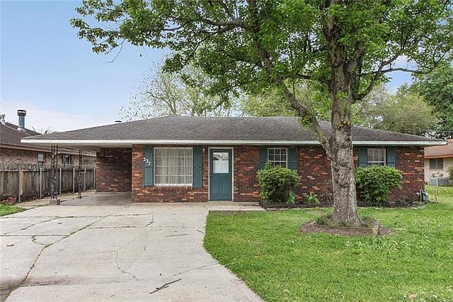 1st image of 227 Camellia Ave