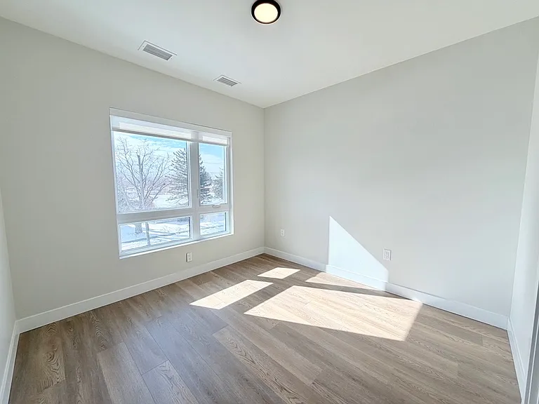 7219 Sharon Ave — Photo 24