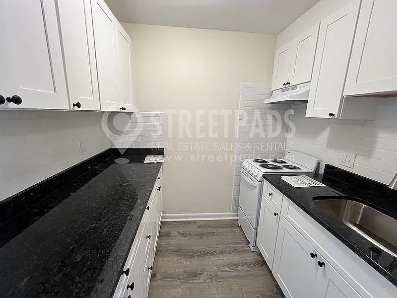 1st image of 1317 Commonwealth Ave #304