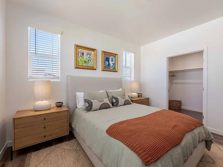 Desert Meadows Townhomes — Photo 8