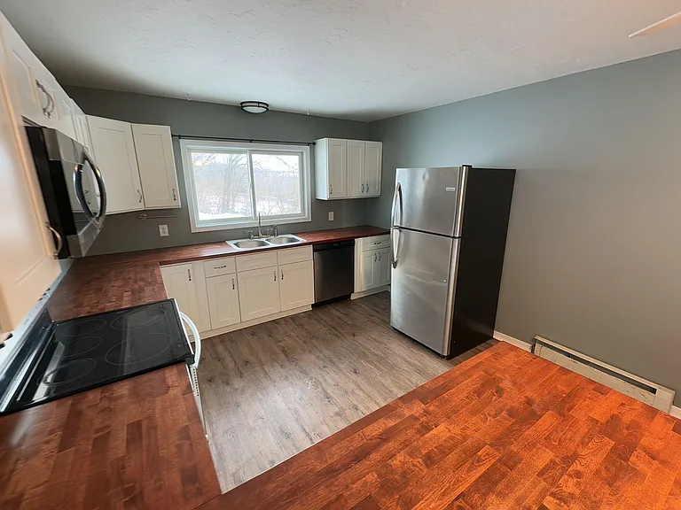 4672 Myers Rd — Photo 3